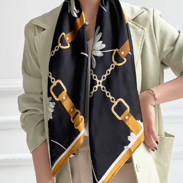 Chain store print scarf